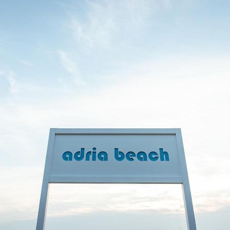 Adria Beach Hotel アルバ・アドリアティカ エクステリア 写真